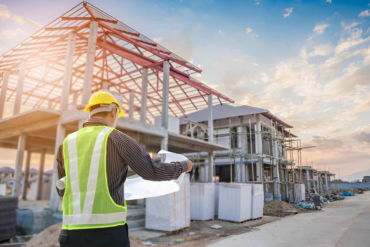 functions of custom home builders